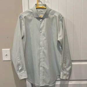Calvin Klein Men’s Slim Fit Long Sleeve Button Down Light Green Shirt Size 32/33
